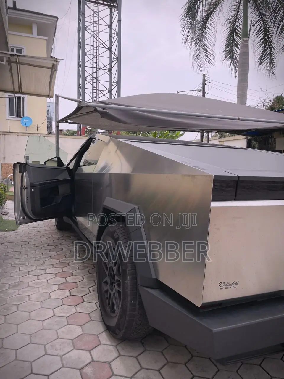Tesla Cybertruck AWD 2024 Silver