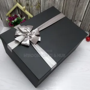 Christmas Hamper Gift Box 16 by 12 by 6 Inches