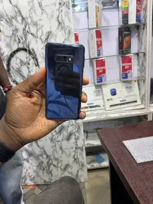 Samsung Galaxy S10e 256 GB Black
