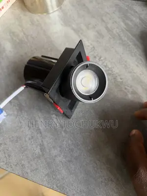 Adjustable Spot Light