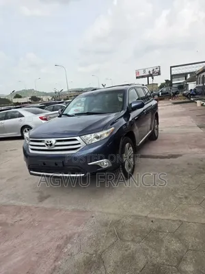 Toyota Highlander Limited 3.5l 4WD 2013 Black