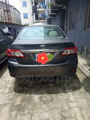 Toyota Corolla 2012 Gray
