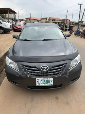 Toyota Camry LE 4dr Sedan (2.4L 4cyl 5A) 2007 Gray