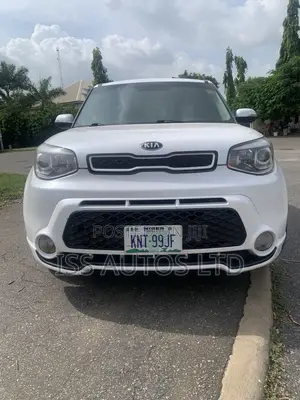 Kia Soul Hatchback 2016 White