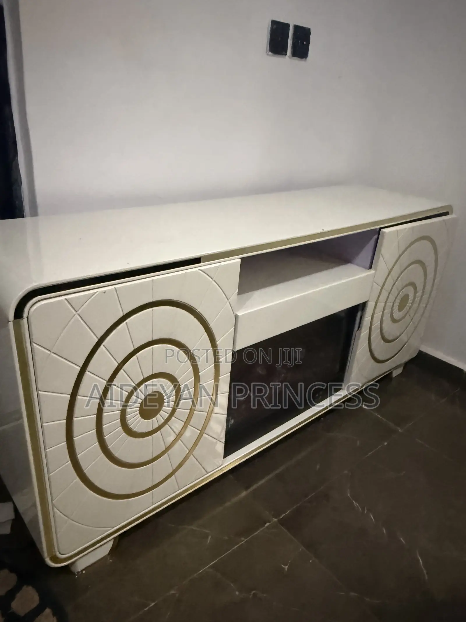 TV Console