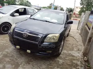 Toyota Avensis 2004 Black