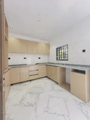 5bdrm Duplex in Obiwale Estate, Eleyele for sale