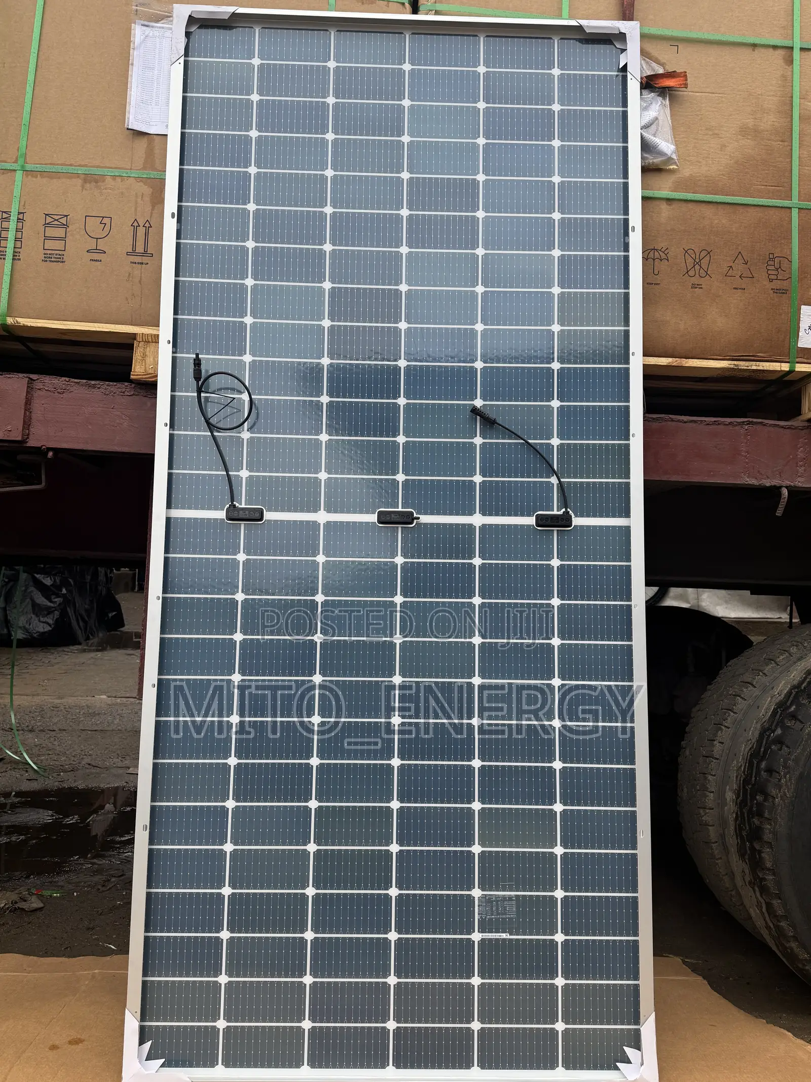 650w Qcell Panel