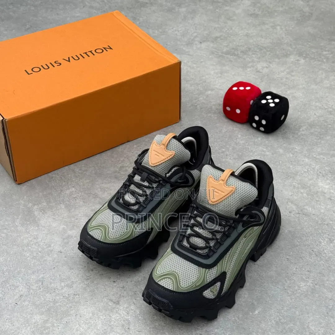 Louis Vuitton Summit Sneakers 
Luxury