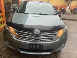 Toyota Venza 2010 Green