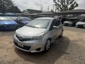 Toyota Yaris 2013 Silver