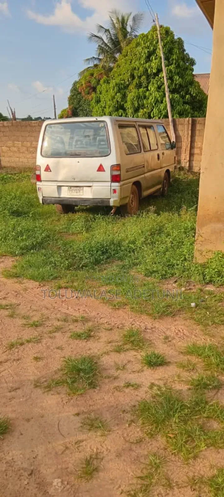Mitsubishi L300 1995 Silver