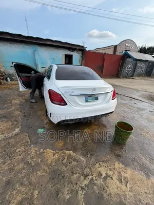 Mercedes-Benz C450 2016 White
