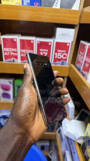 Samsung Galaxy S10 Plus 128 GB Silver