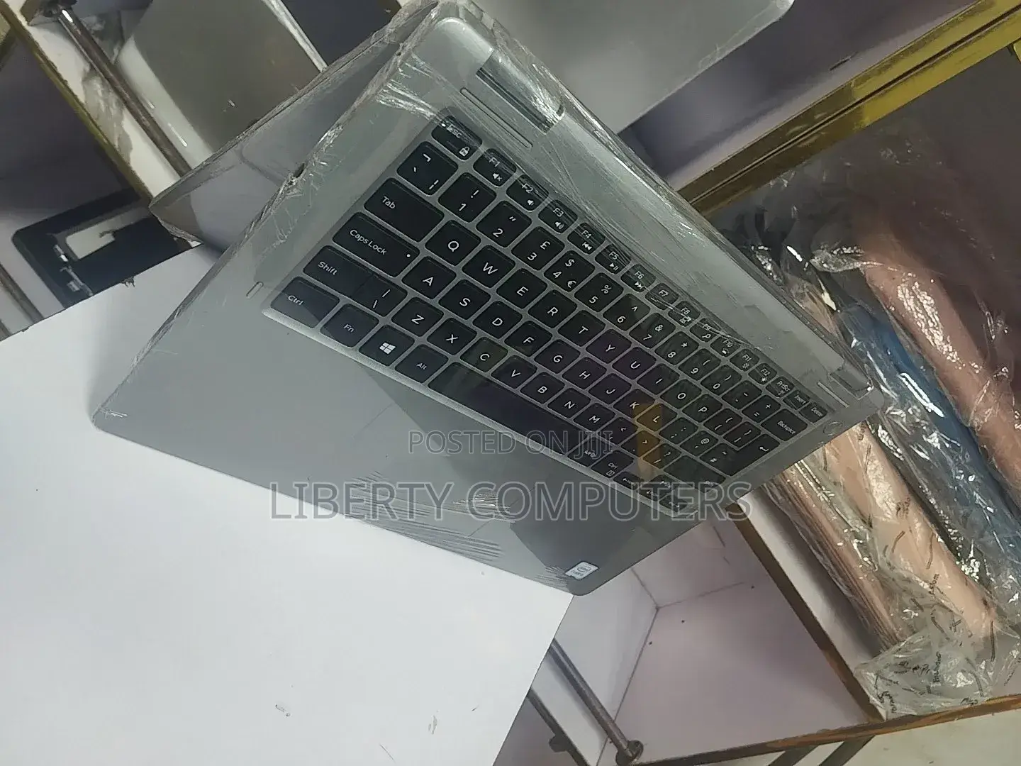Laptop Dell Latitude 3310 8GB Intel Core i5 SSD 256GB
