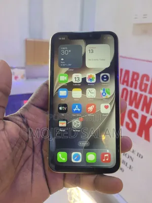 Apple iPhone 11 64 GB Yellow