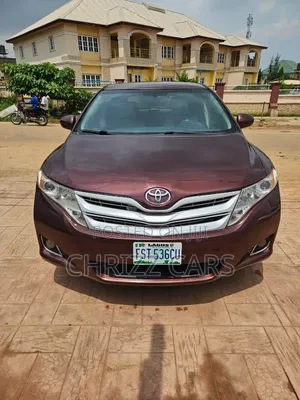 Toyota Venza 2010 Maroon