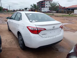 Toyota Corolla 2015 White