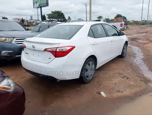 Toyota Corolla 2015 White