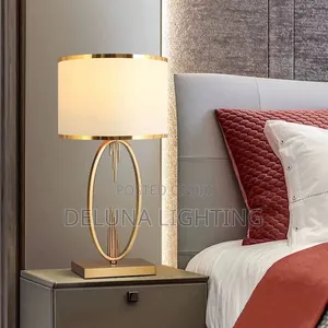 Elegant Modern Table Lamp – Stylish & Decorative Lighting