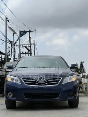 Toyota Camry 2010 Blue