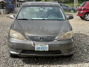 Toyota Camry LE 4dr Sedan (2.4L 4cyl 5A) 2006 Gray