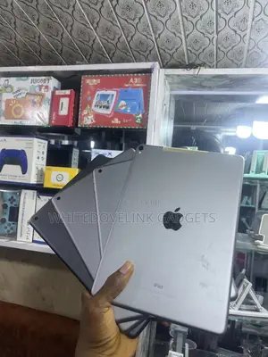 Apple iPad mini 5 (2019) 64 GB Silver