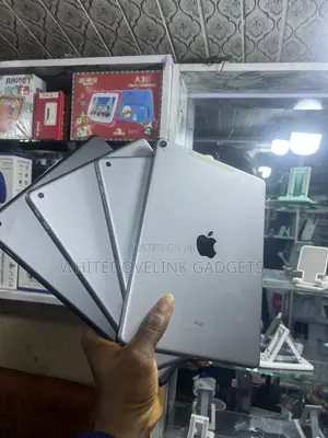 Apple iPad mini 5 (2019) 64 GB Silver