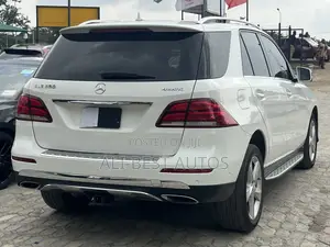 Mercedes-Benz GLE-Class 2016 White