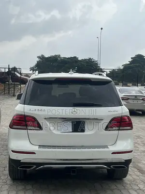 Mercedes-Benz GLE-Class 2016 White