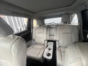 Toyota Highlander 2019 Gray