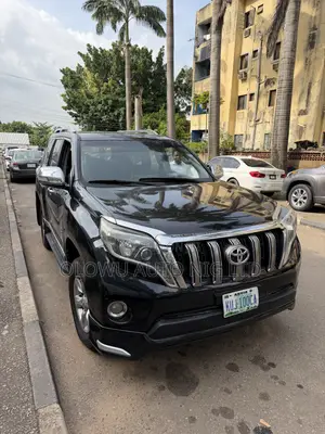 Toyota Land Cruiser Prado 2.7 i 2012 Black