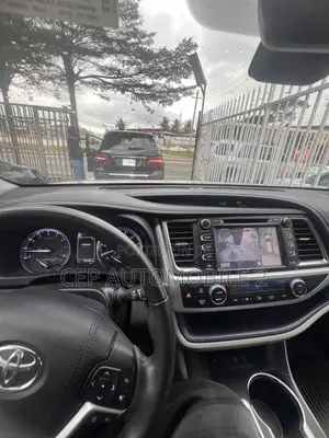 Toyota Highlander 2019 Gray