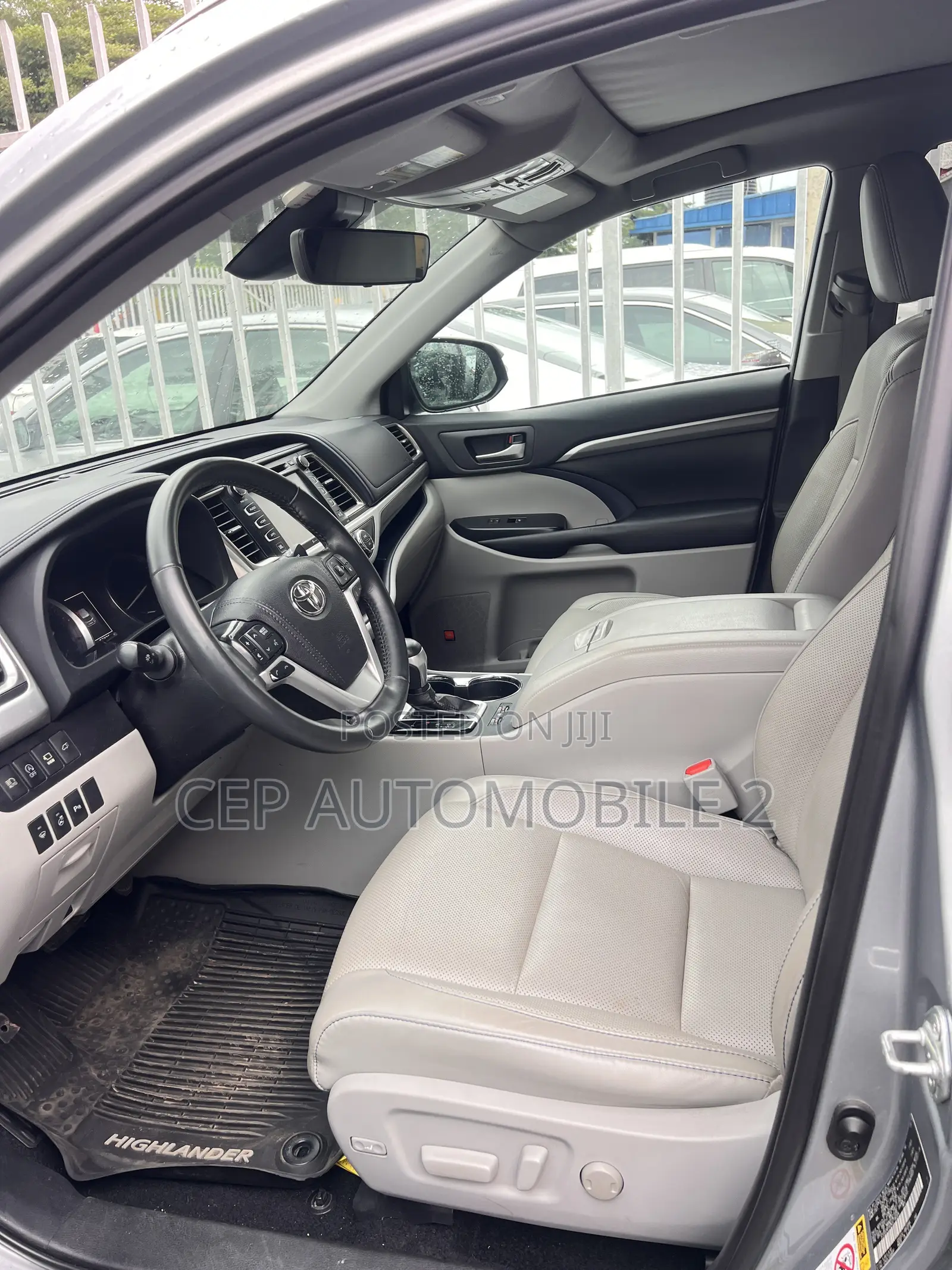 Toyota Highlander 2019 Gray