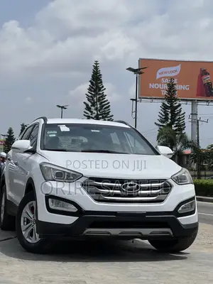 Hyundai Santa Fe 2015 White