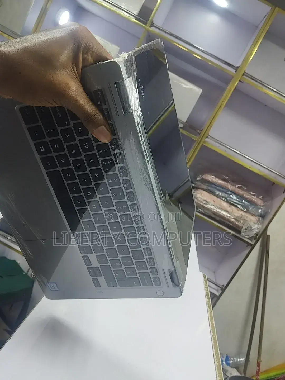 Laptop Dell Latitude 3310 8GB Intel Core i5 SSD 256GB