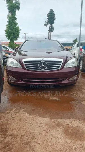 Mercedes-Benz 500SE 2007 Red
