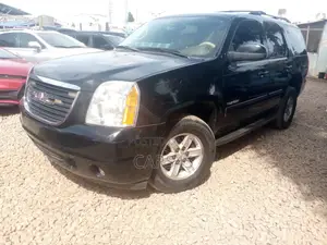 GMC Yukon 2010 Black