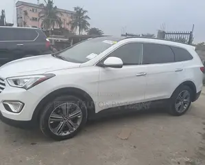 Hyundai Santa Fe 2015 White