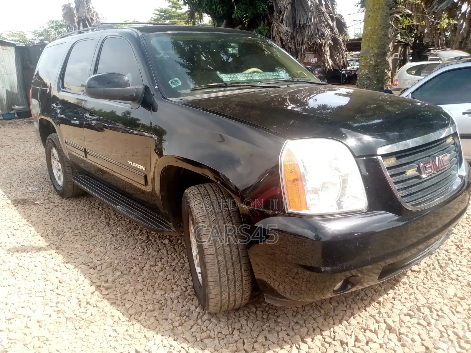 GMC Yukon 2010 Black