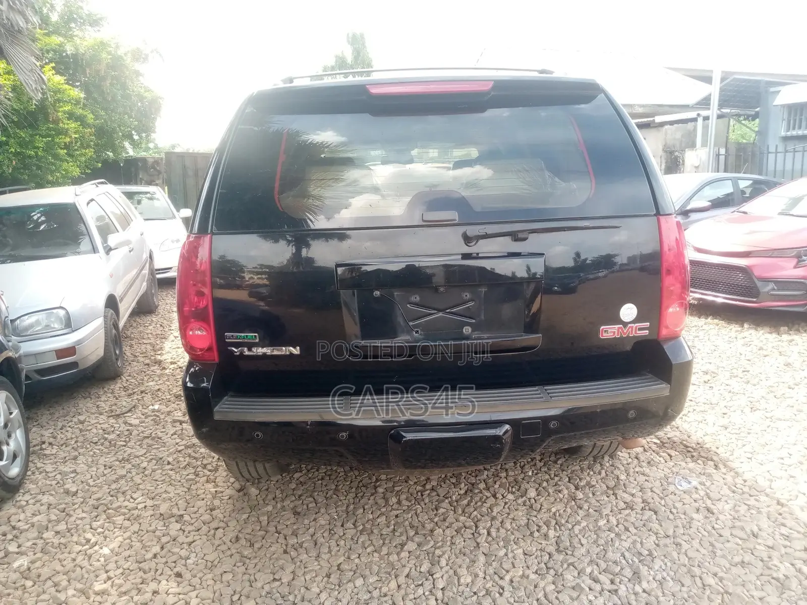 GMC Yukon 2010 Black