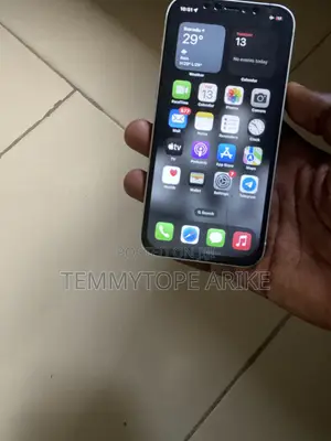 Apple iPhone 12 64 GB