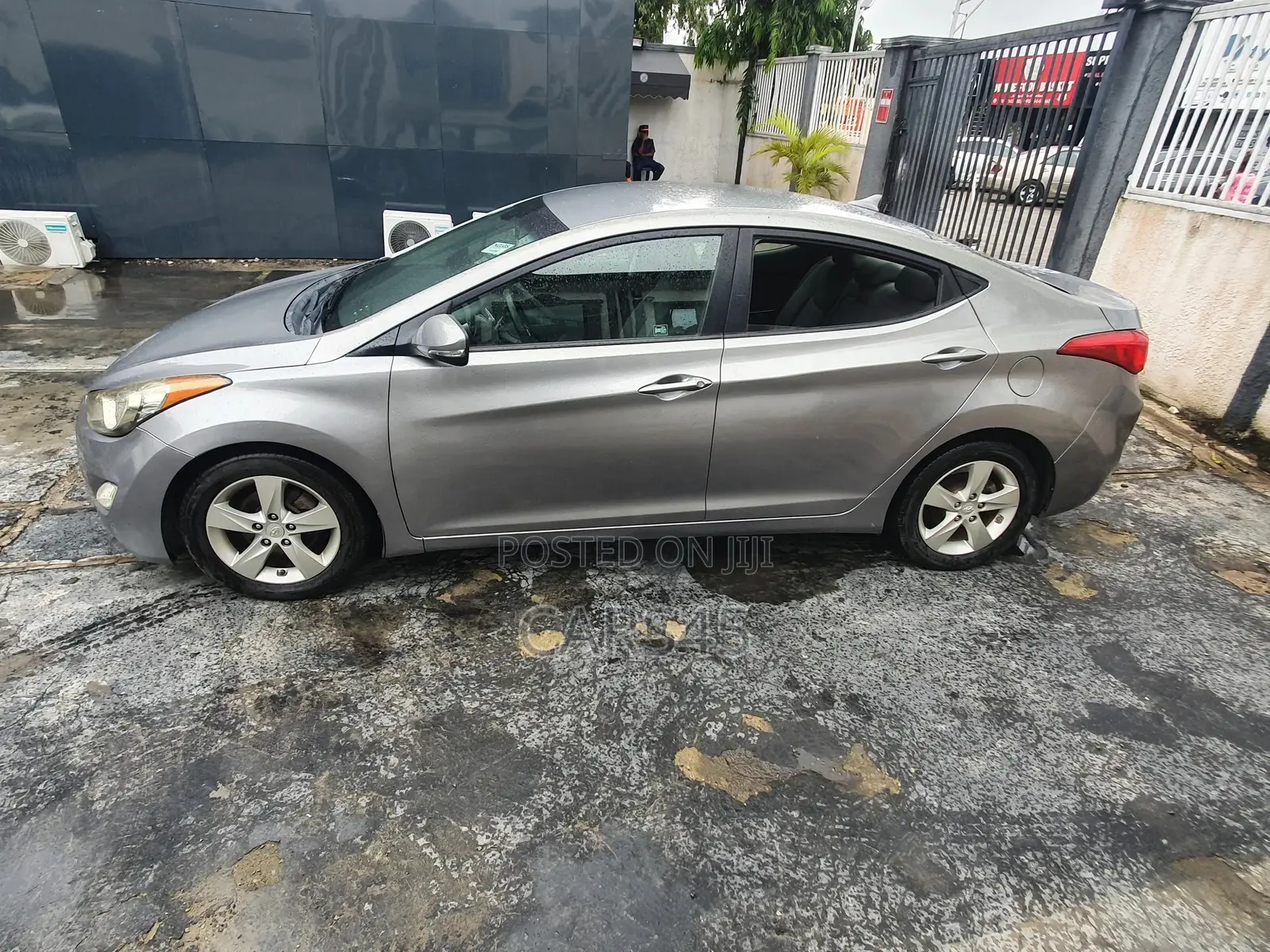 Hyundai Elantra 2011 Gray
