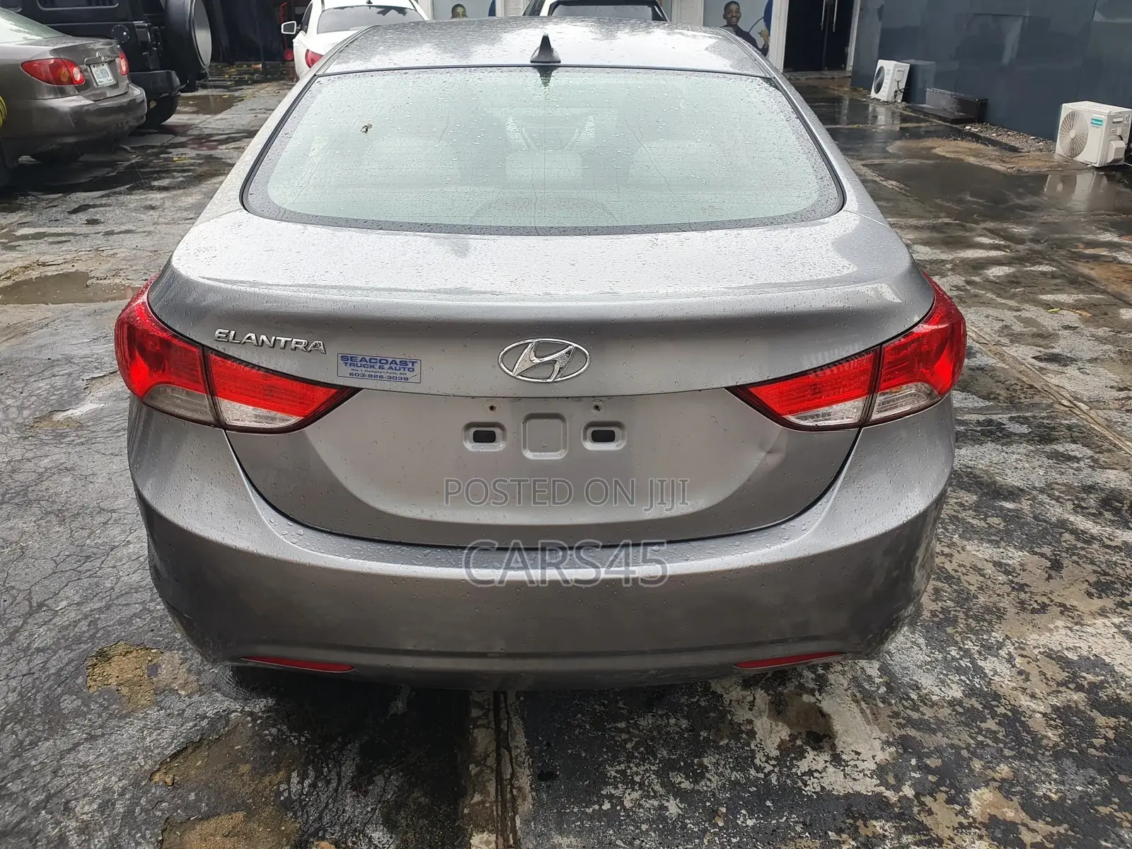 Hyundai Elantra 2011 Gray
