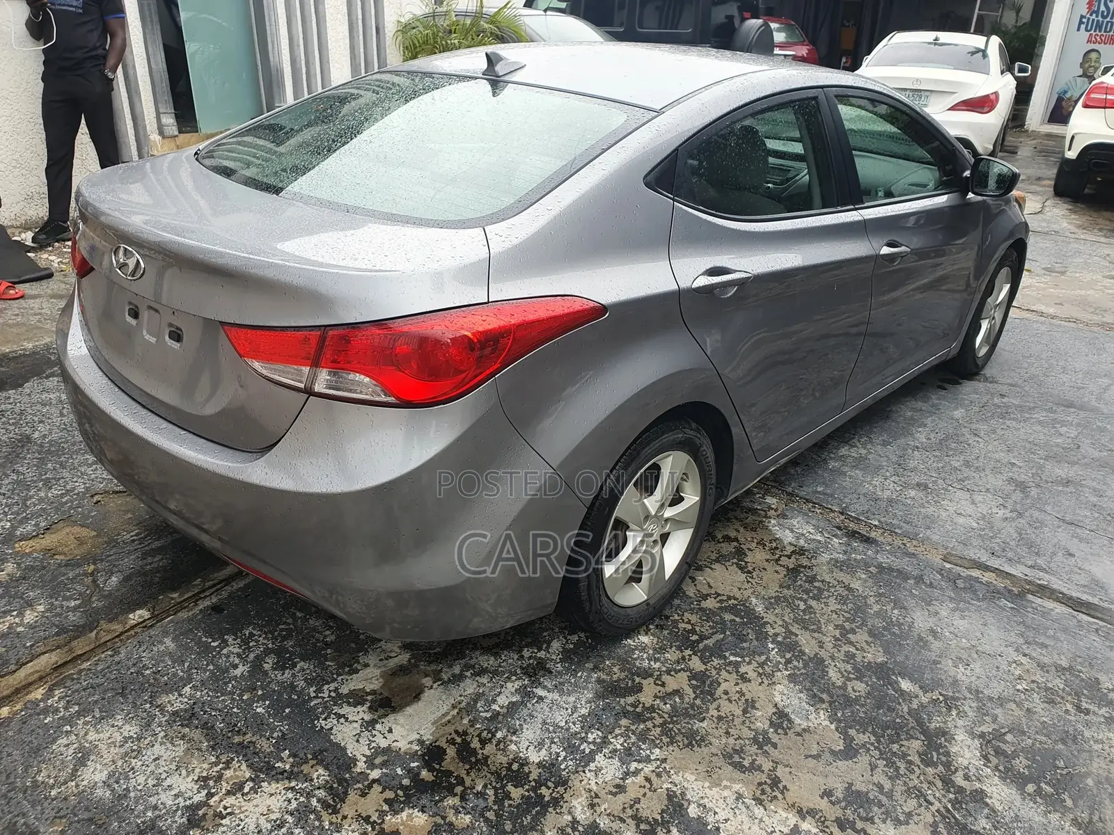 Hyundai Elantra 2011 Gray