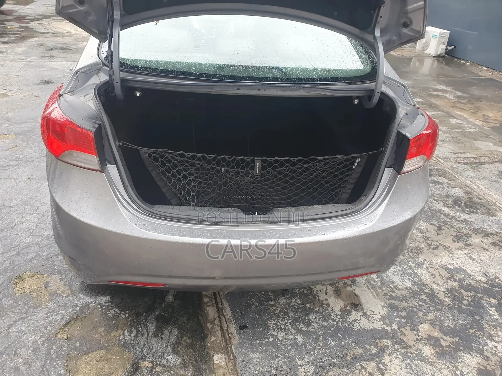 Hyundai Elantra 2011 Gray