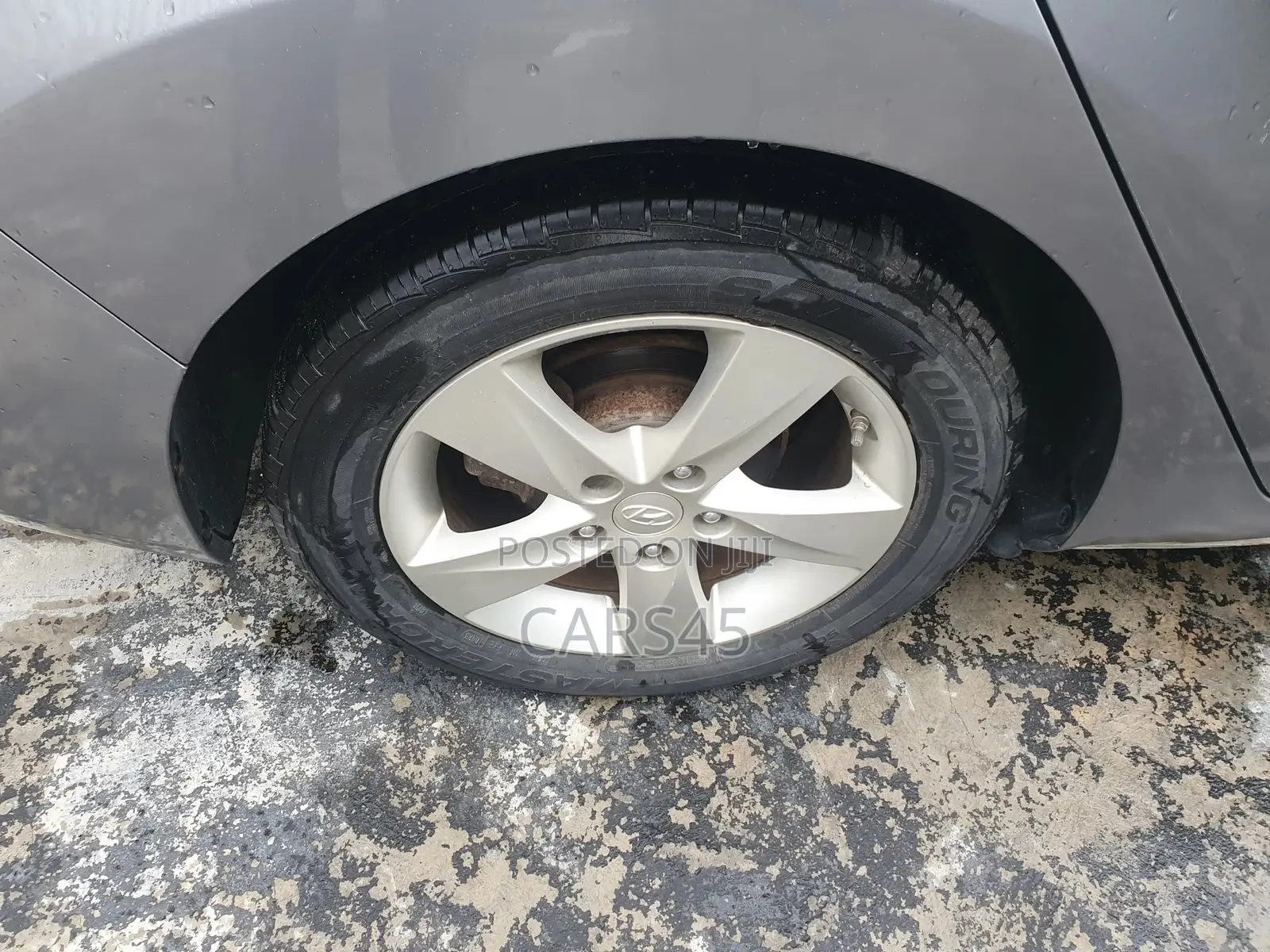 Hyundai Elantra 2011 Gray