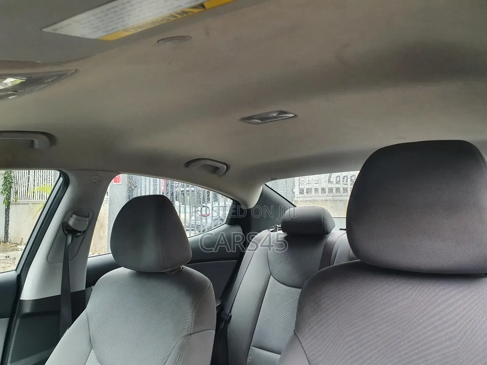 Hyundai Elantra 2011 Gray
