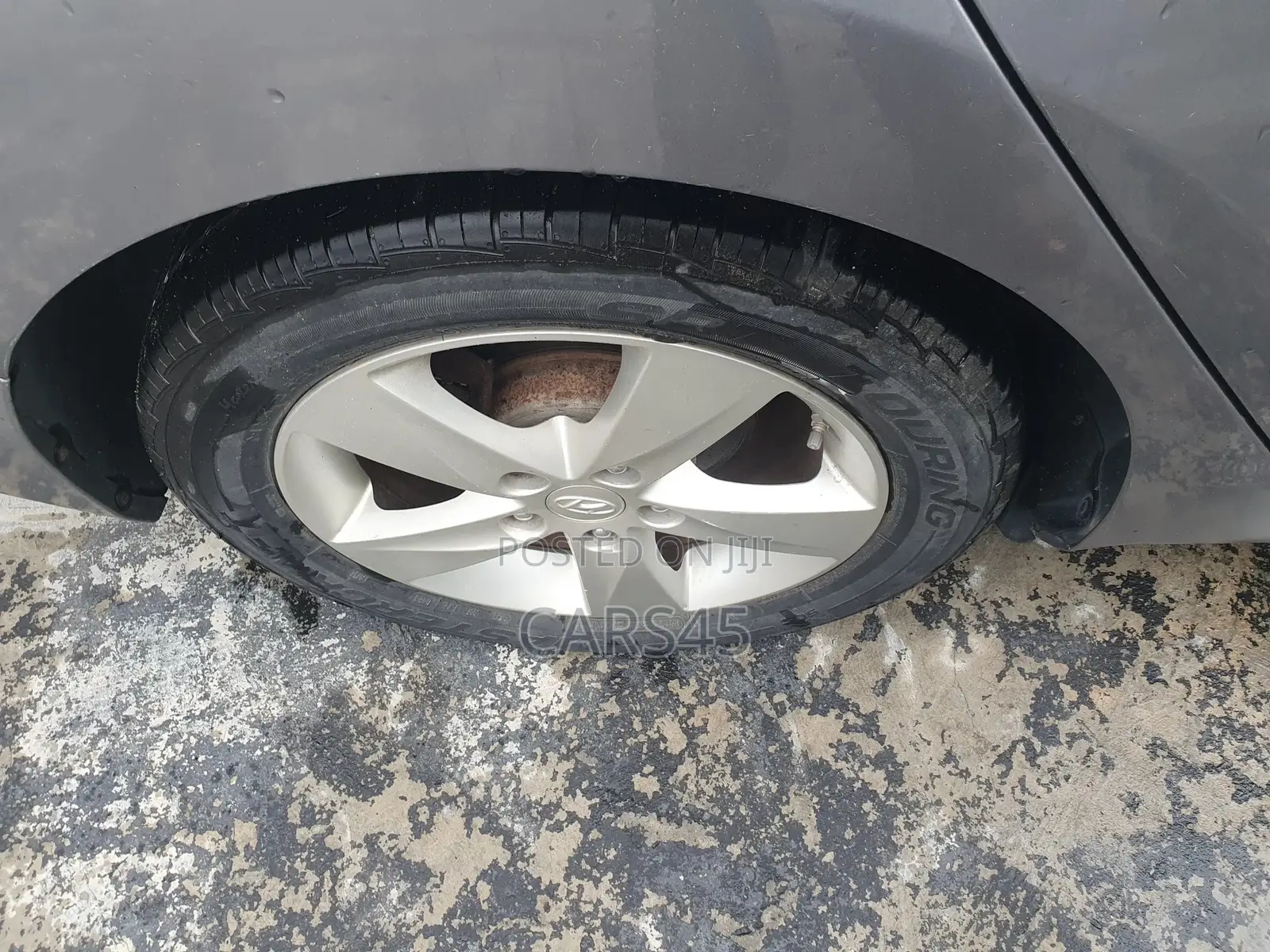 Hyundai Elantra 2011 Gray