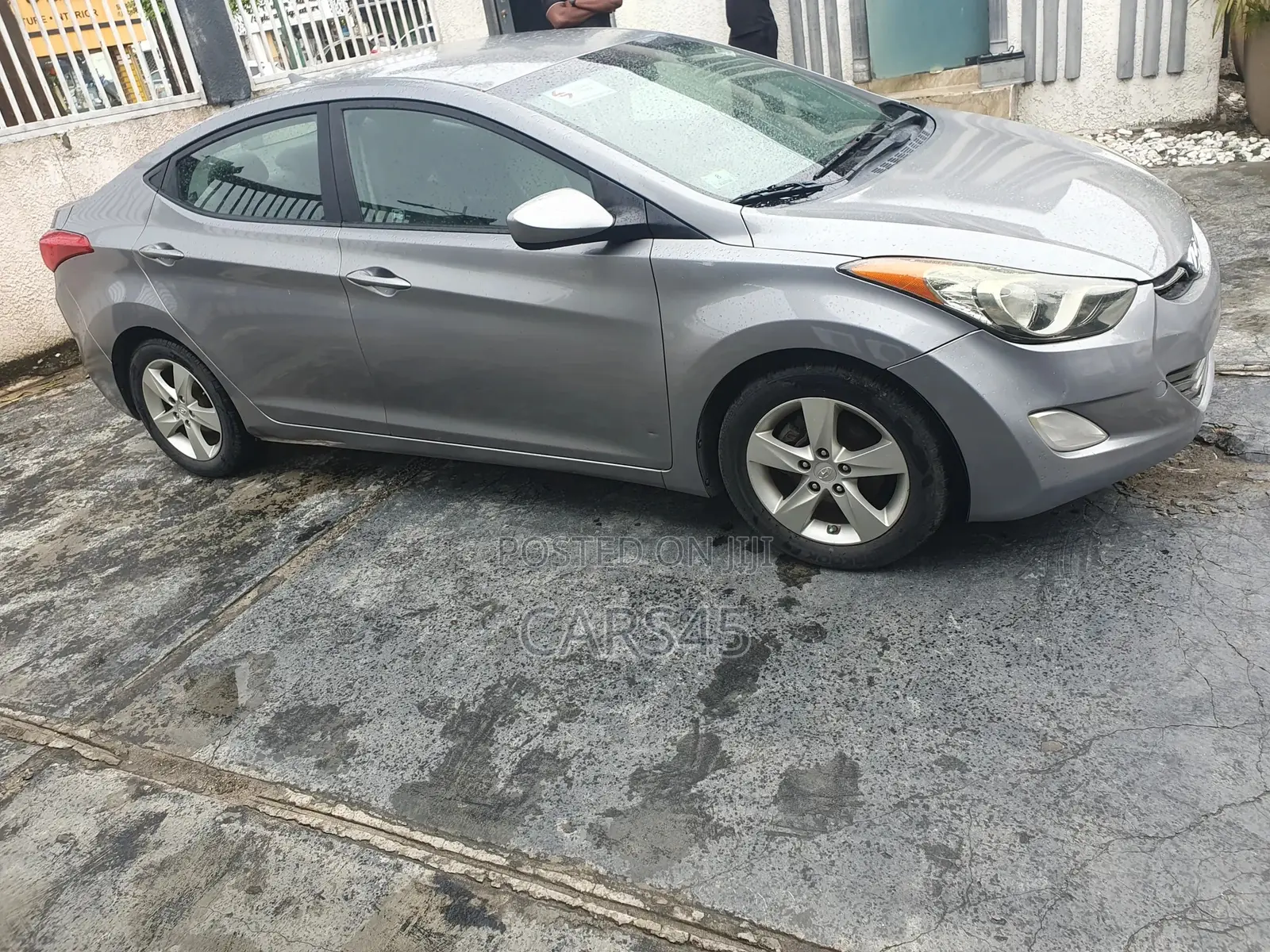 Hyundai Elantra 2011 Gray